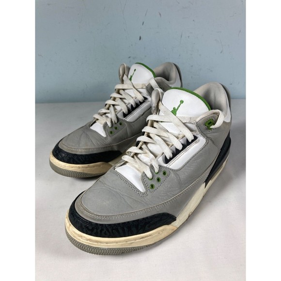 Nike Air Jordan 3 III Men\'s Size 10 Retro Cement 136064-006 Chlorophyll Grey main image 11